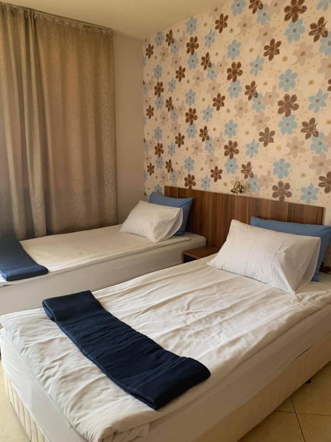 Семеен Хотел Брилянс - Family Hotel Brilliance Varna Exterior foto